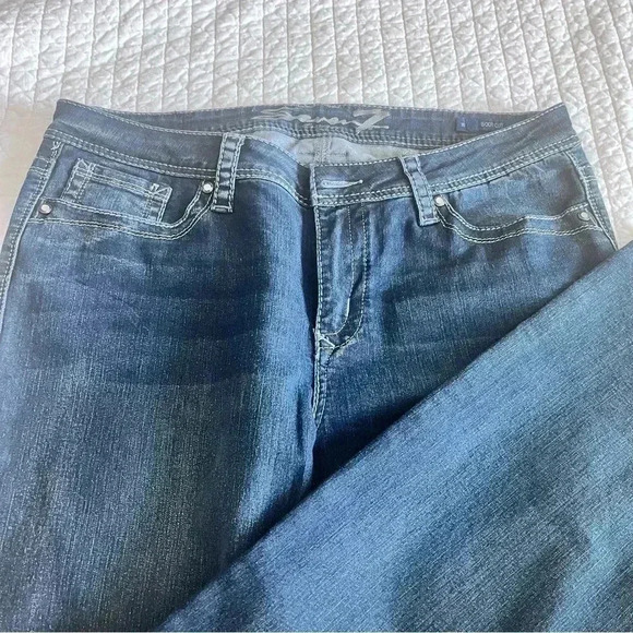 Seven 7 boot cut size 16 woman’s jeans, embellished back pocket dark wash - Picture 9 of 9
